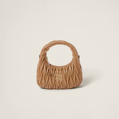 Hobo bag Wander small made of matelassed nappa leather in caramel