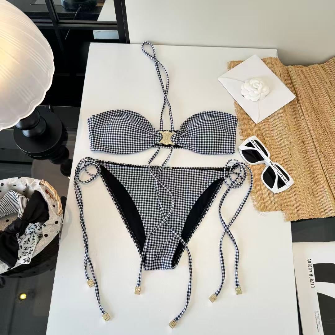Triomphe Bikini-Set im Vichy-Karomuster mit goldenen Details
