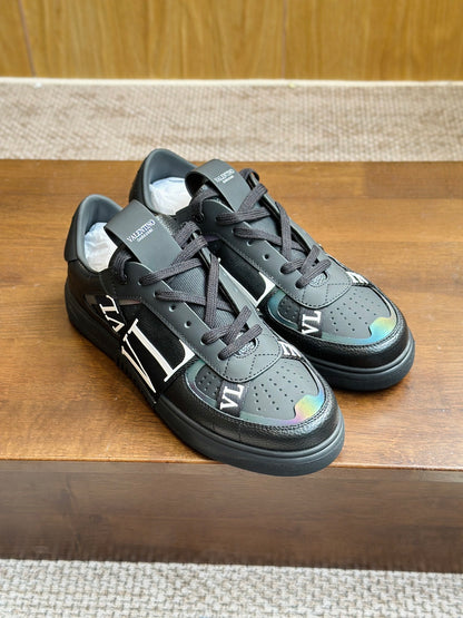 VL7N Sneakers aus Leder Schwarz/Weiß