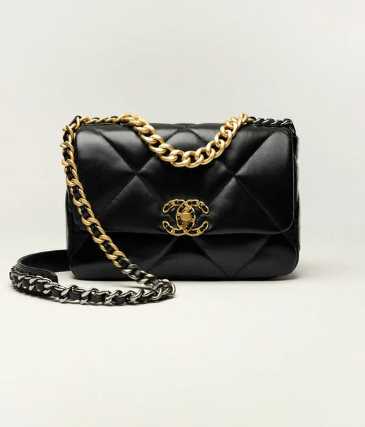 CHANEL 19 Tasche Schwarz