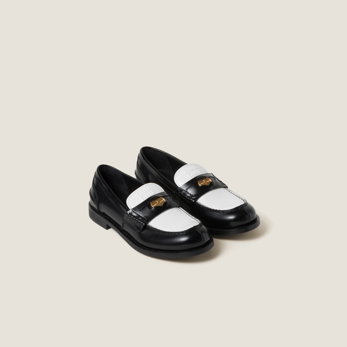 Loafer aus Leder in Schwarz/Weiß