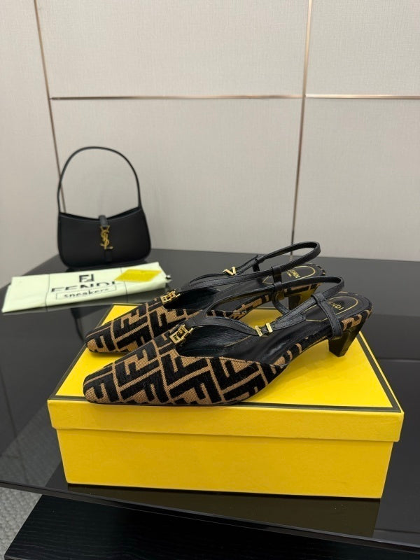 Colibrì Lite FF Jacquard Pumps mit Fersenriemen