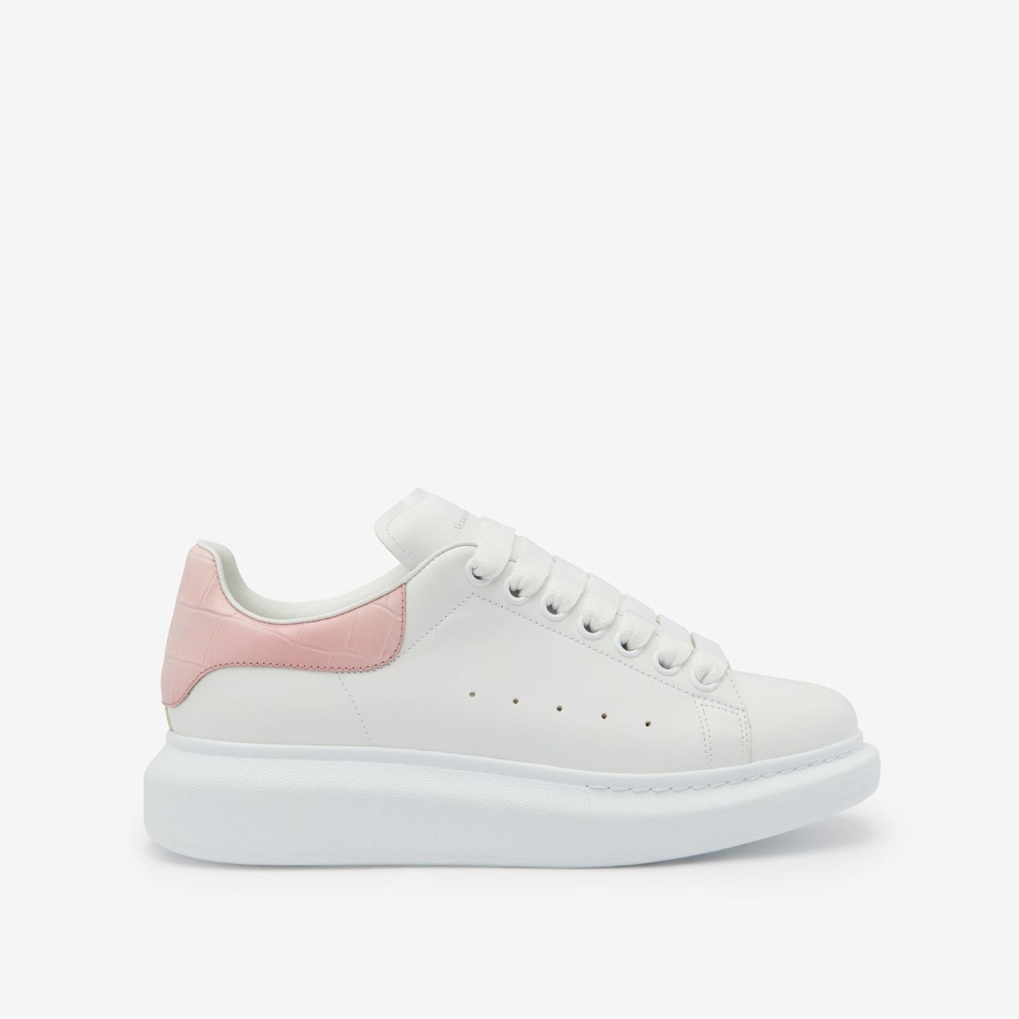 Oversized sneakers in pink and white crocodile