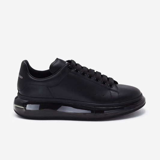 OVERSIZED BLACK GUM