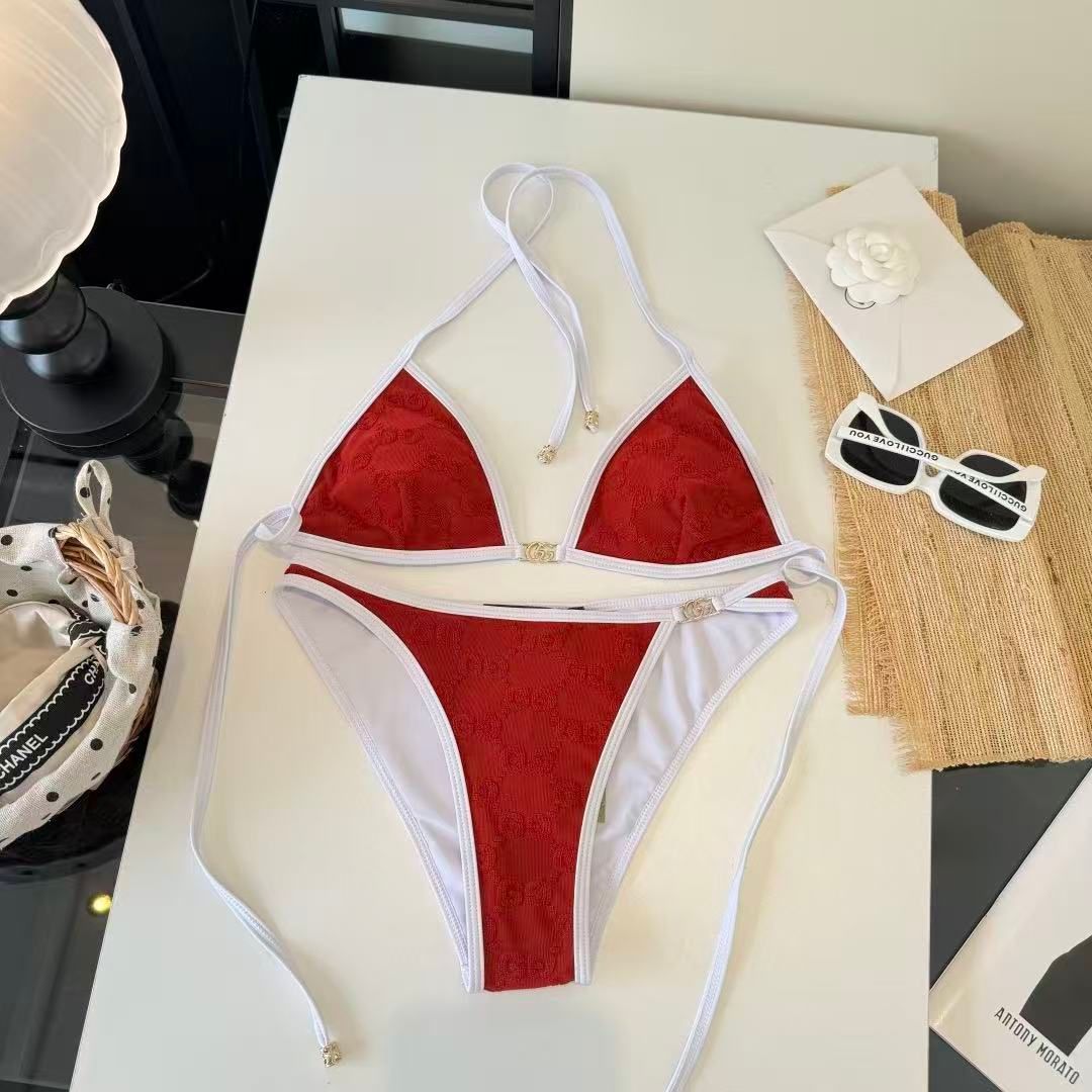 Bikini-Set mit GG-Monogramm und Triangel-Top Rot