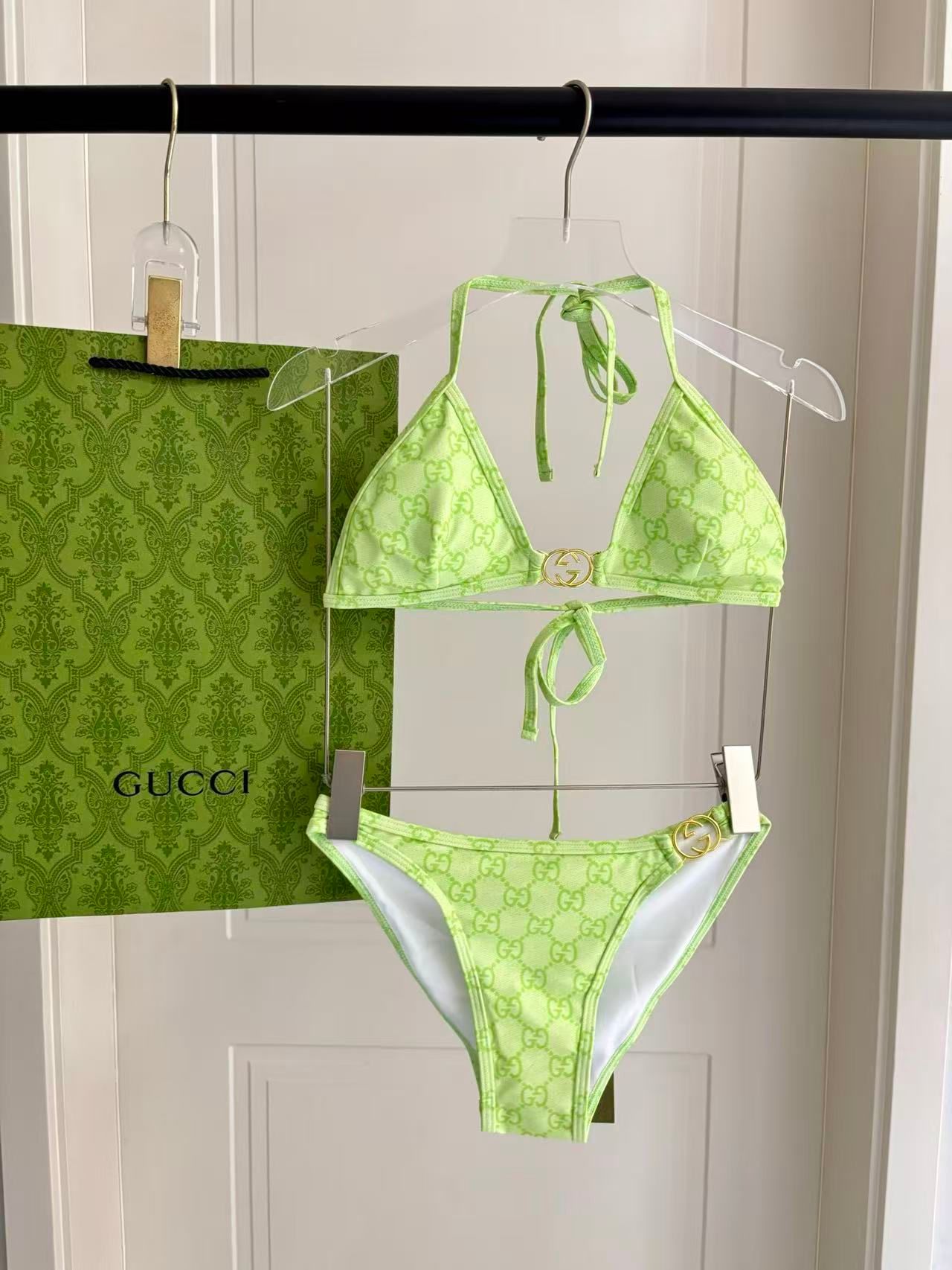 Bikini-Set mit GG-Monogramm und Triangel-Top Grün
