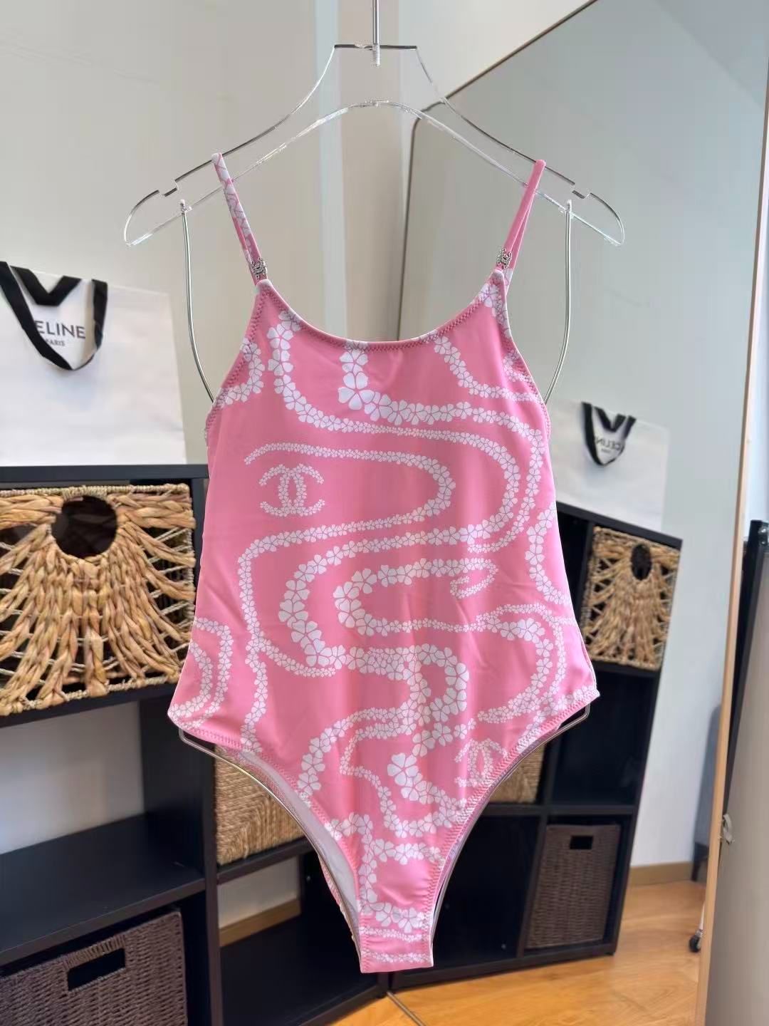 Badeanzug mit floralem Muster Rosa