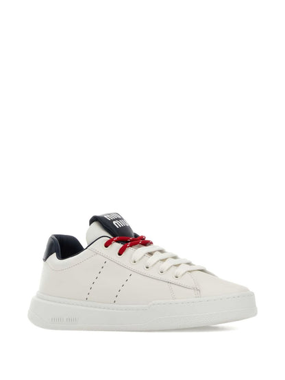 Sneakers aus Leder in Schwarz/Weiß