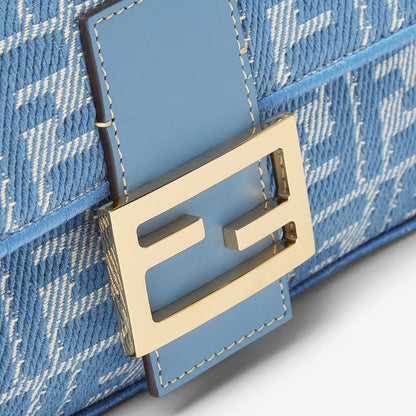 Mittelgroß FF-Jacquard-Tasche in Denim-Optik