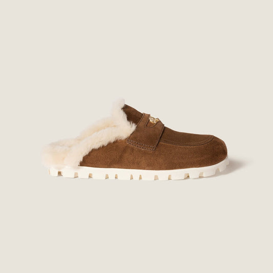 Suede clogs in cocoa