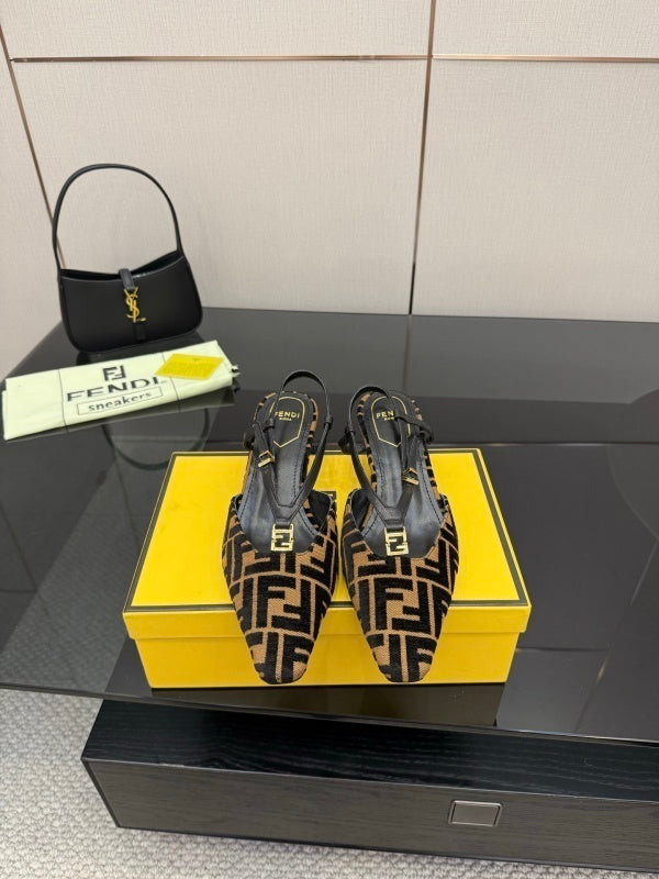 Colibrì Lite FF Jacquard Pumps mit Fersenriemen