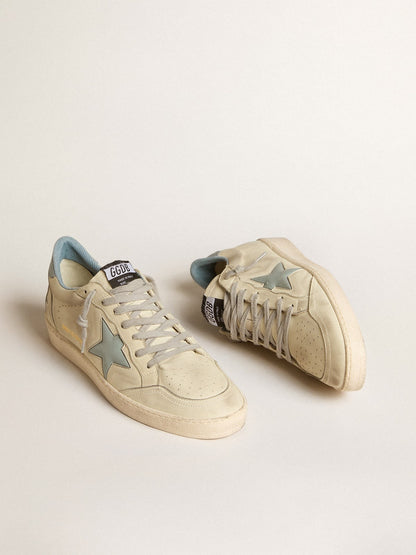 Ball Star LTD mit hellblauer Plastik-Stern und Leder-Fersenlasche