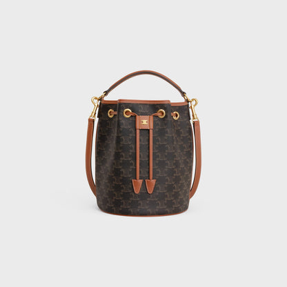 Clara Tasche aus Triomphe-Canvas und Kalbsleder in Cognac
