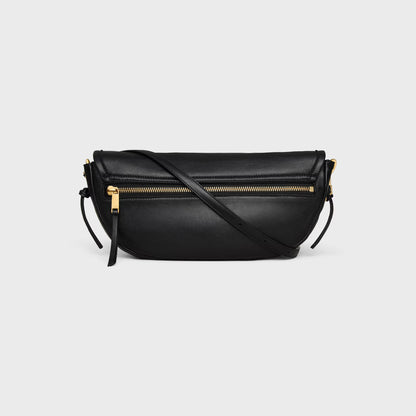 Kleine Halfmoon Soft Triomphe Tasche aus weichem glänzendem Lammleder in Schwarz