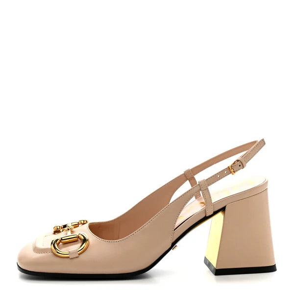 Beigefarbene Pumps aus Leder