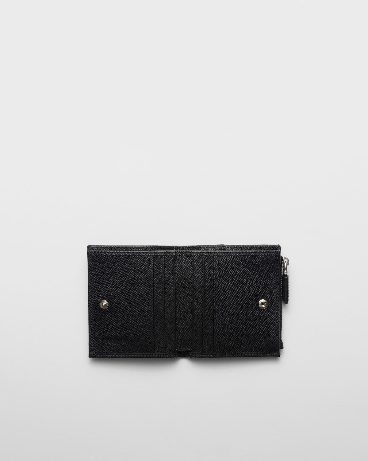 Kleines schwarzes Re-Nylon-Portemonnaie