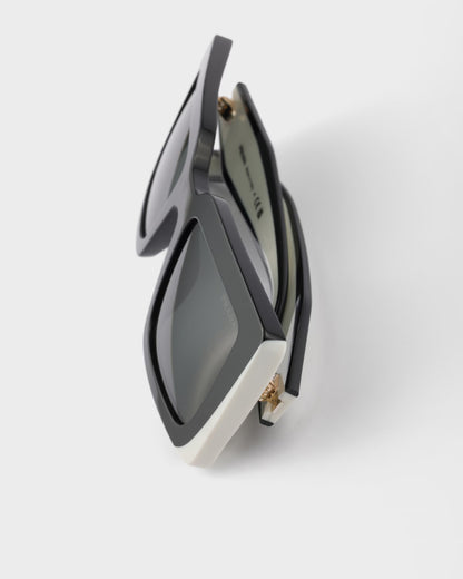 Oversized rechteckige Sonnenbrille mit schwarzem Logo