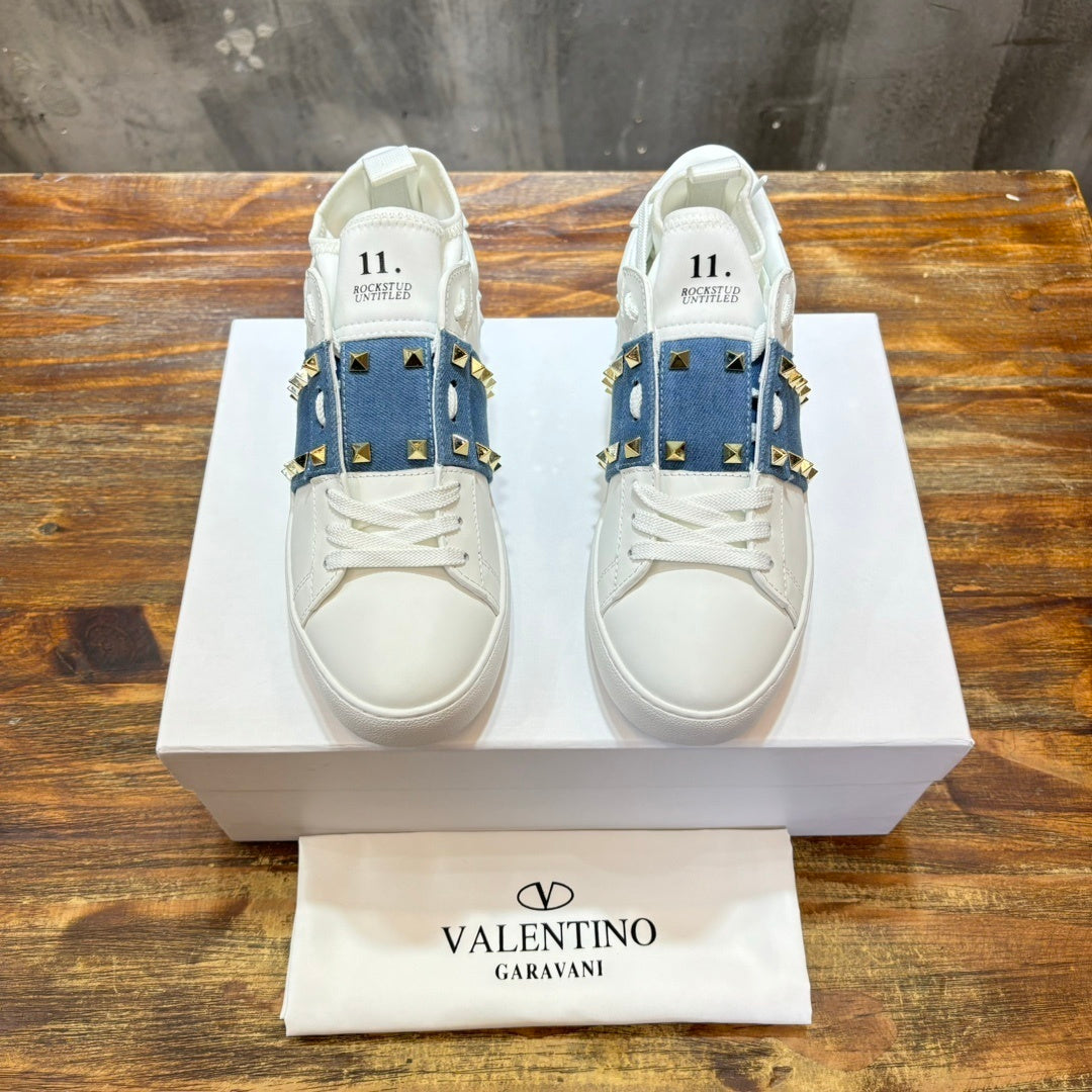 VLTN Rockstud Open Leather Sneakers White/Blue