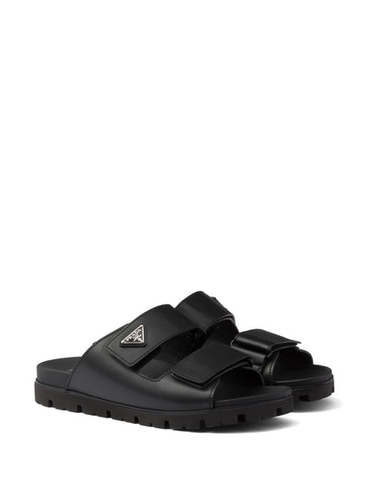 Sandals with leather straps in black