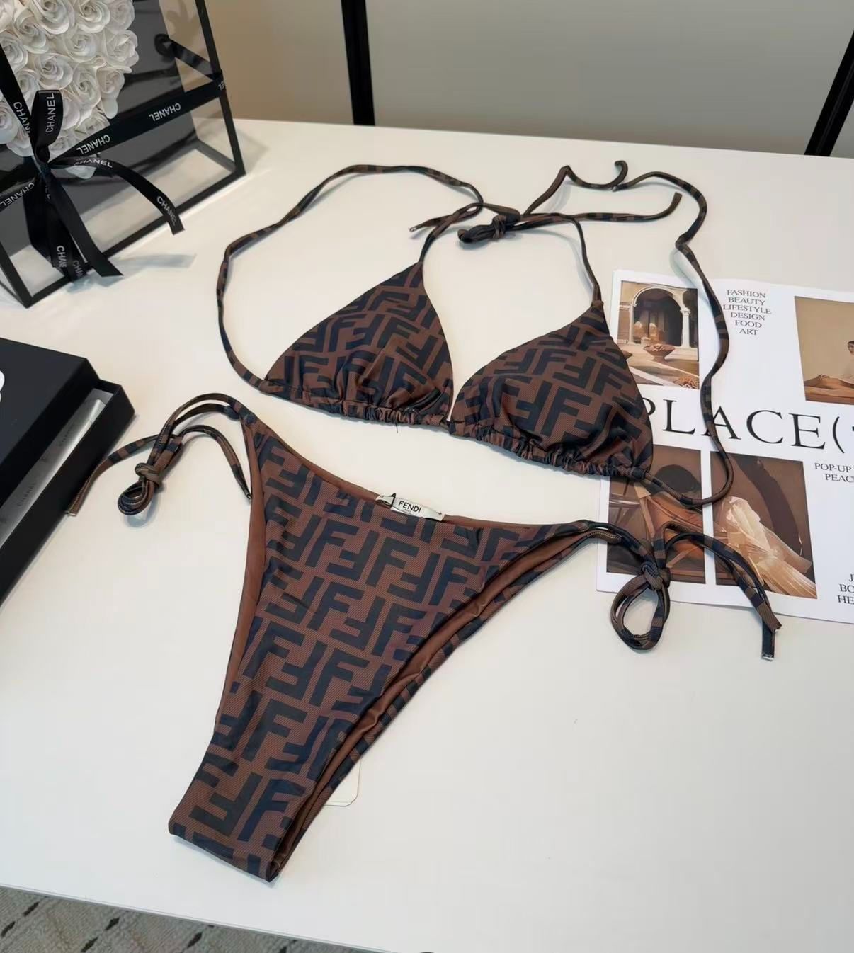 Triangel-Bikini mit klassischem FF-Logomuster
