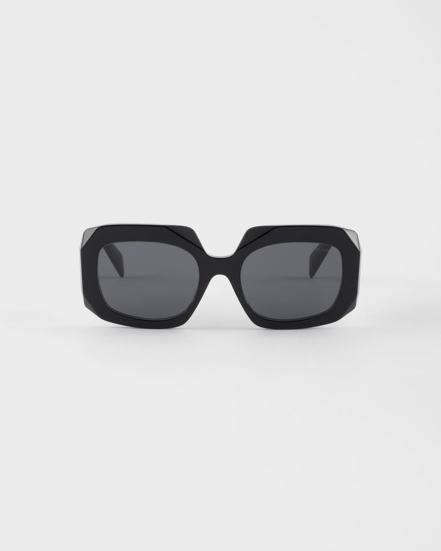 Sonnenbrille PP Symbole mit schieferfarbenen Gläsern