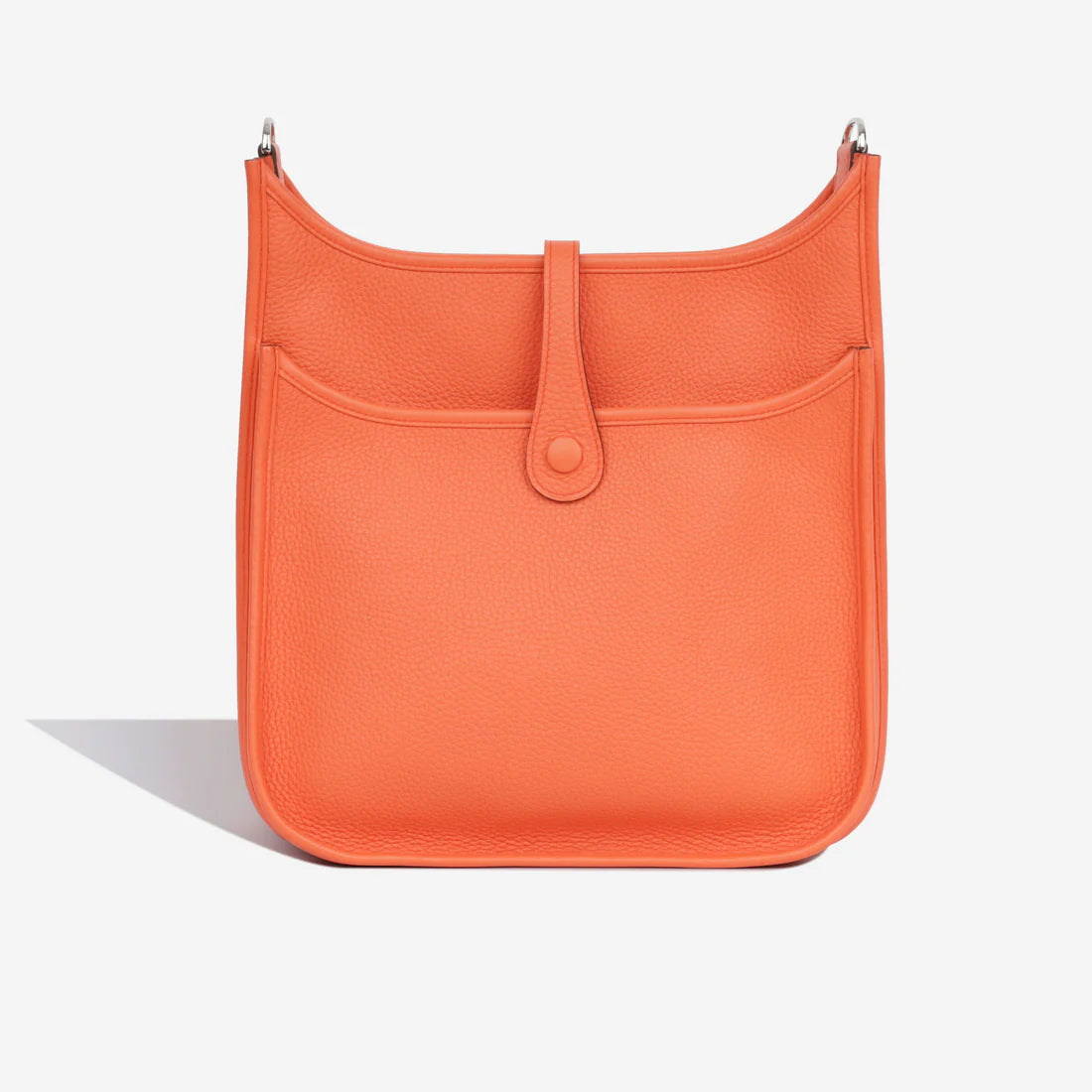 Evelyne PM 28 Fire Clemence