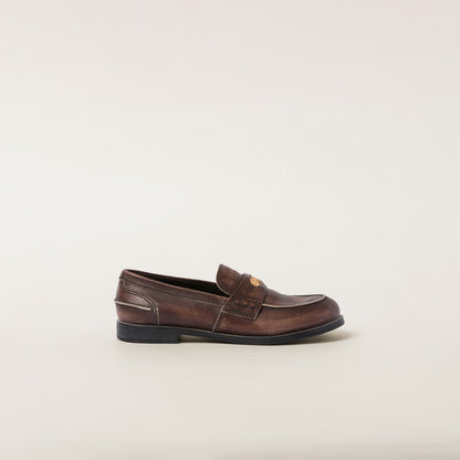 Leather loafers in a vintage look, brown