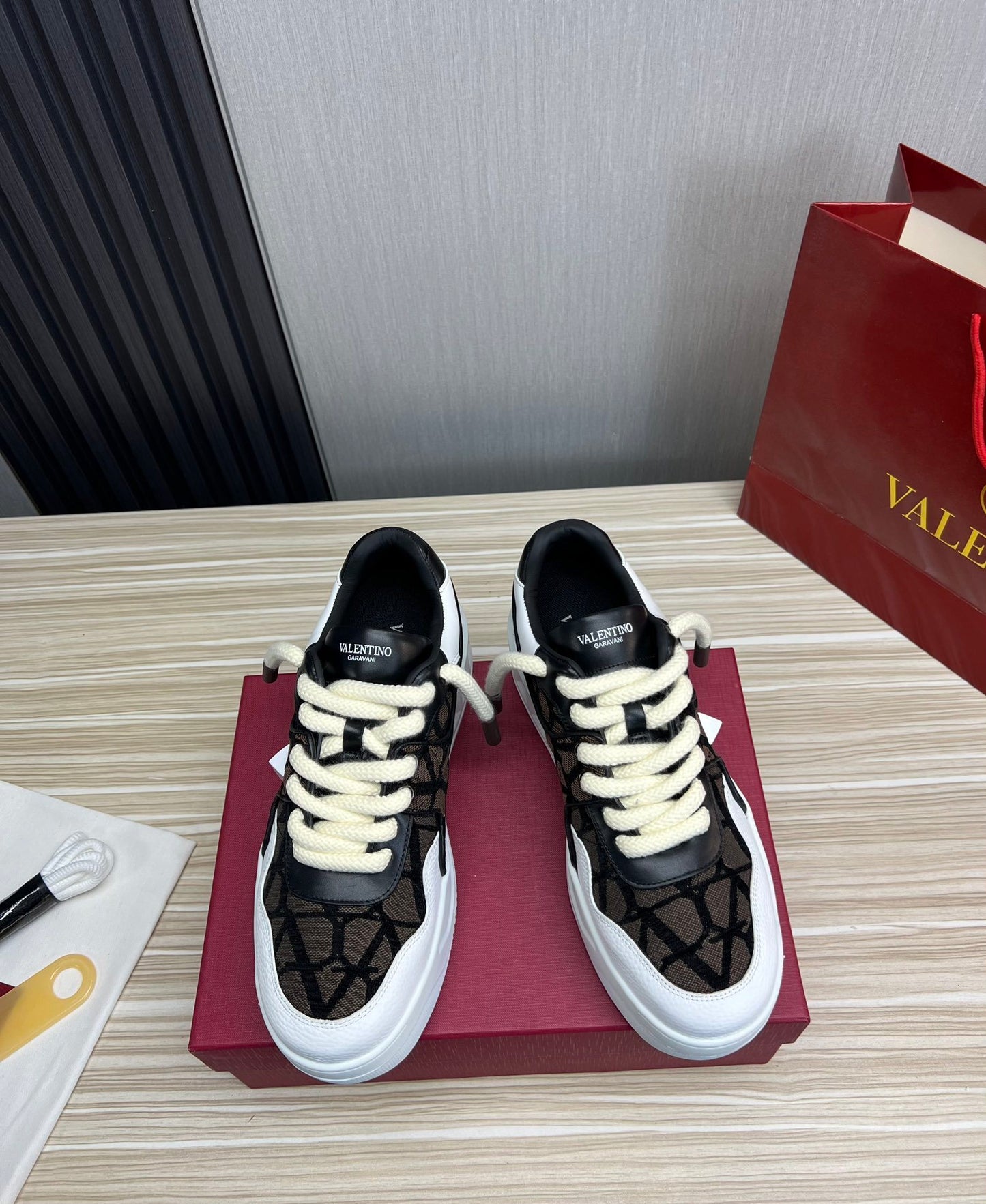 One Stud XL Low-Top-Sneaker aus Nappaleder Schwarz