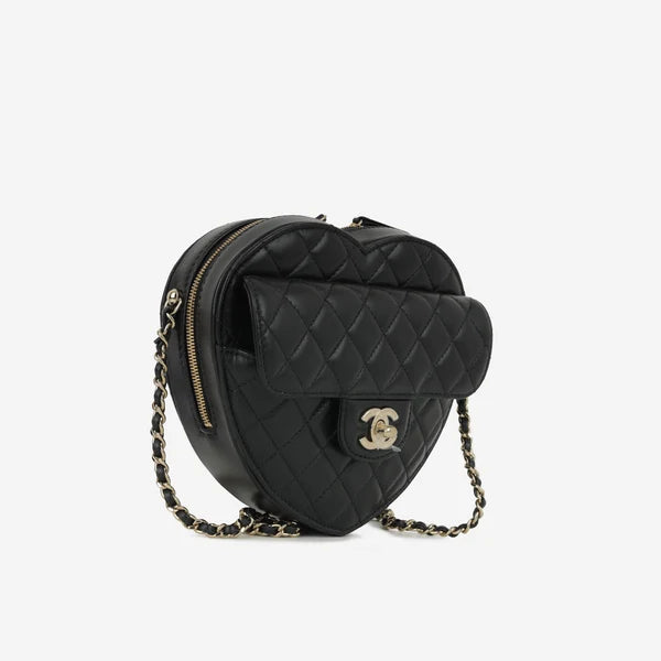 Große Heart Tasche aus schwarzem Lammleder