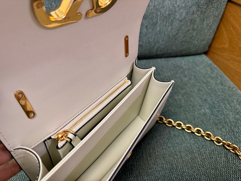 Vain Kleine Leder-Schultertasche Weiß