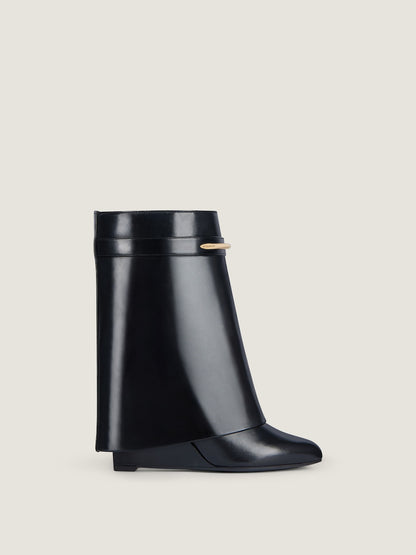 Shark-Stiefeletten aus schwarzem Leder