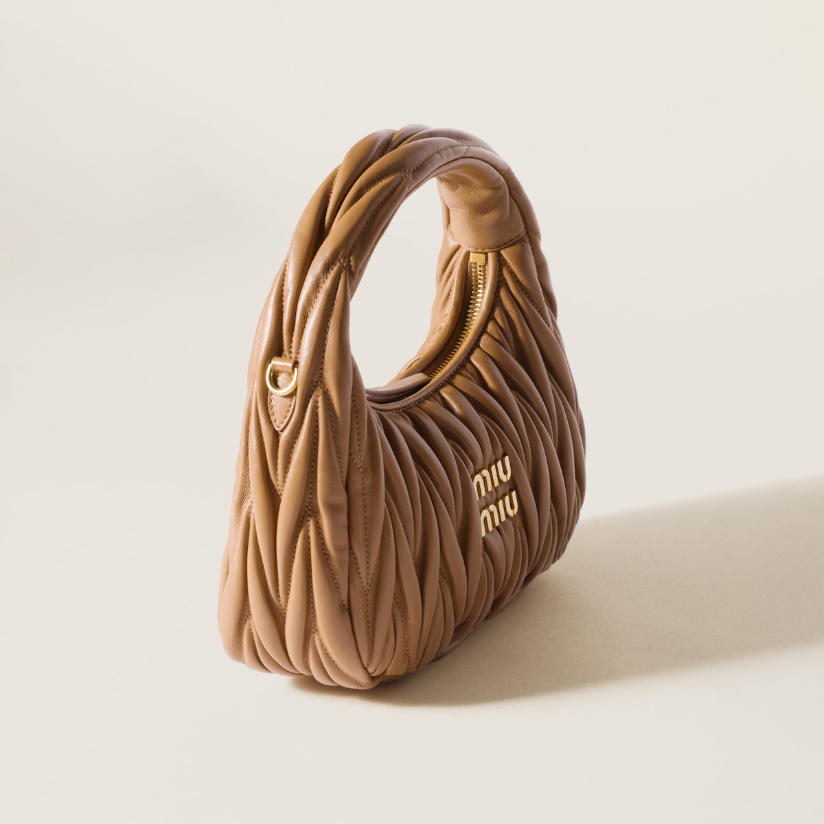 Hobo bag Wander small made of matelassed nappa leather in caramel