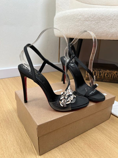 Loubigirl Chain 100 verzierte Ledersandalen schwarz