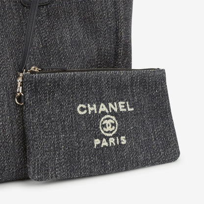Deauville Large aus marineblauem Denim