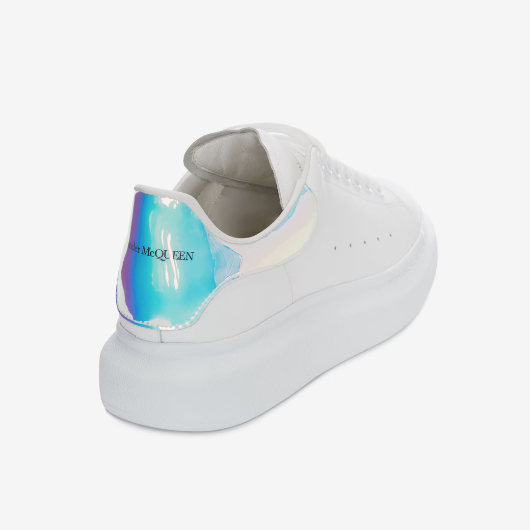 OVERSIZED HOLOGRAPHIC