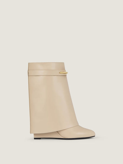 Shark ankle boots in beige leather