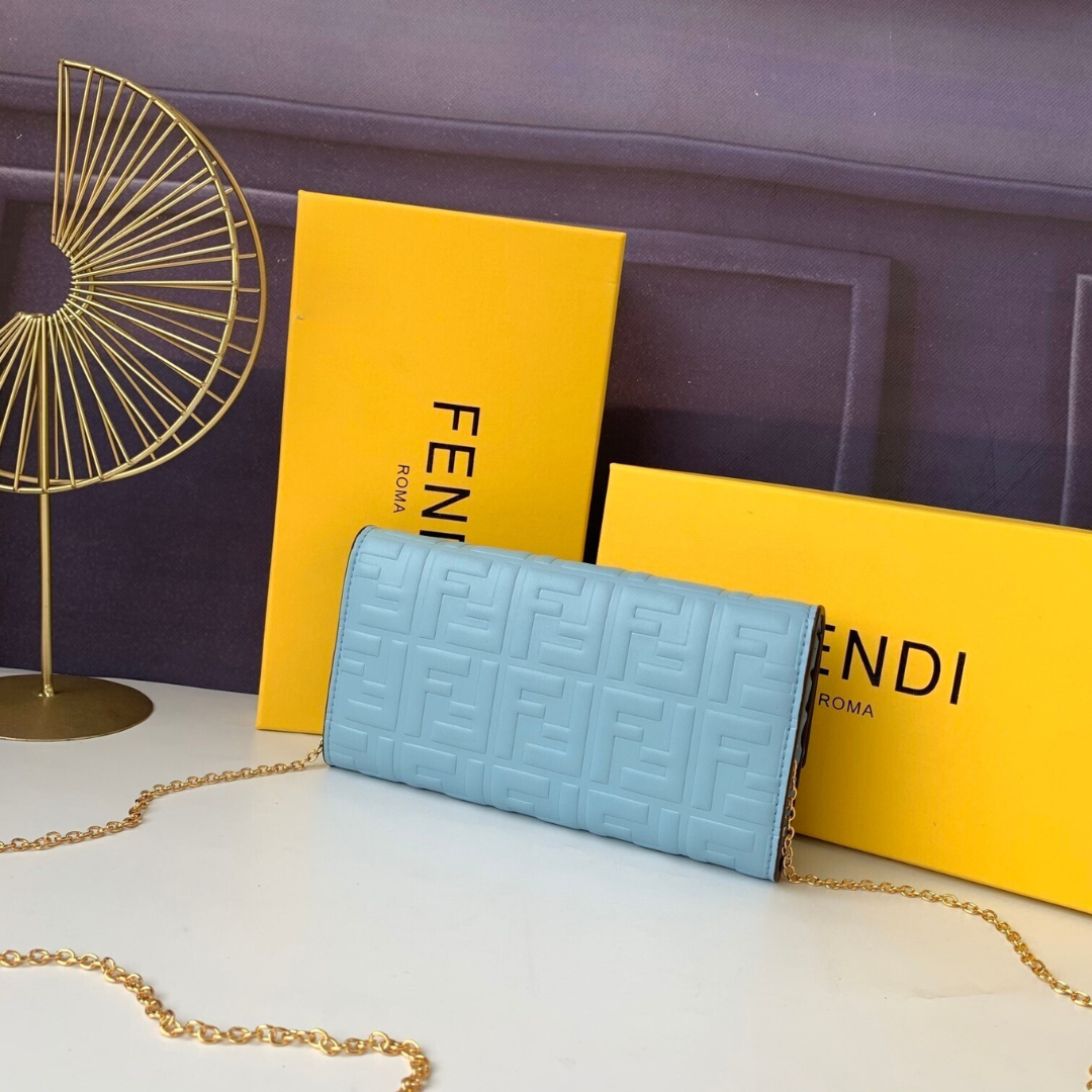 Blau Zucca Geprägte Leder Wallet on Chain Hellblau