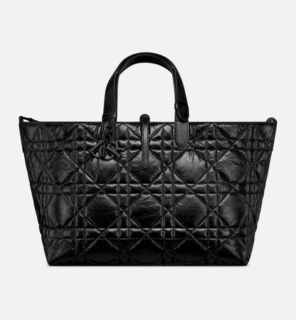 Toujours Medium bag in black crinkled calfskin with Macrocannage topstitching