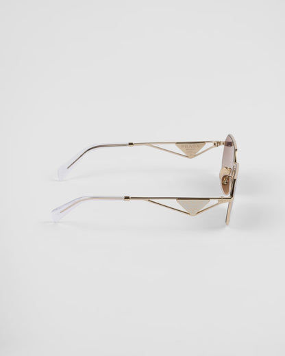 Sonnenbrille mit Dreieckslogo und irisfarbenen Verlaufsgläsern
