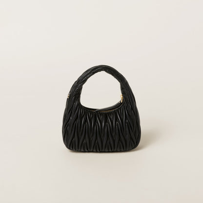 Hobo bag Wander small made of matelassed nappa leather in black