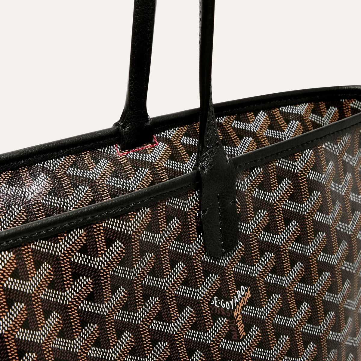 Artois MM Bag Black