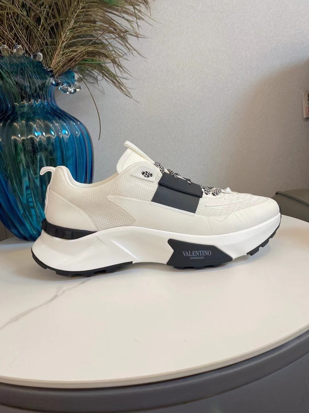 True Act Low-Top-Sneaker aus Mesh Schwarz/Weiß