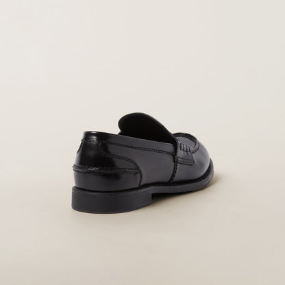 Loafer aus gebürstetem Leder in Schwarz