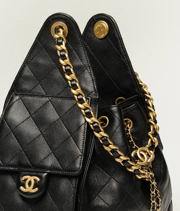 CHANEL 25 Kleine Tasche Schwarz