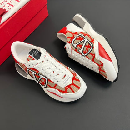 Lacerunner Sneakers mit Wildlederbesatz Rot