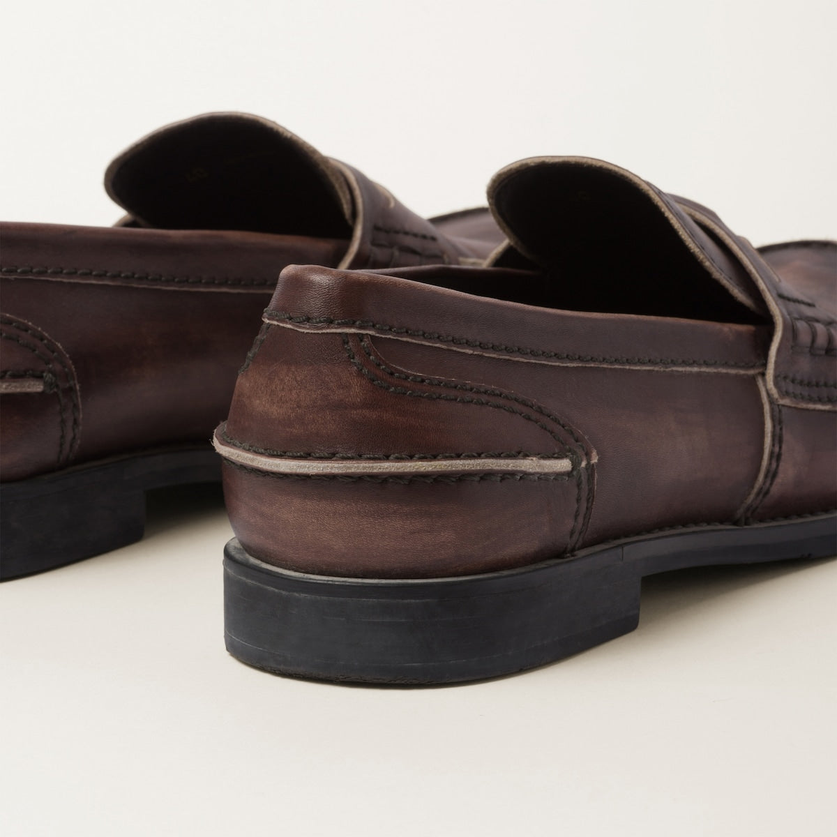 Leather loafers in a vintage look, brown