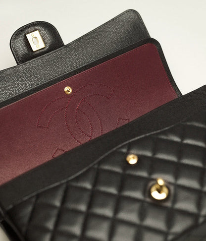 Large classic handbag black