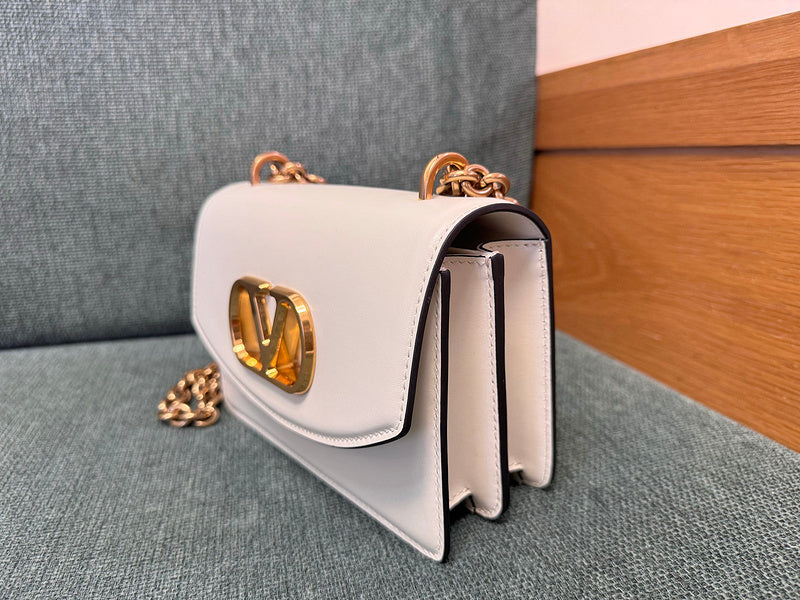 Vain Kleine Leder-Schultertasche Weiß