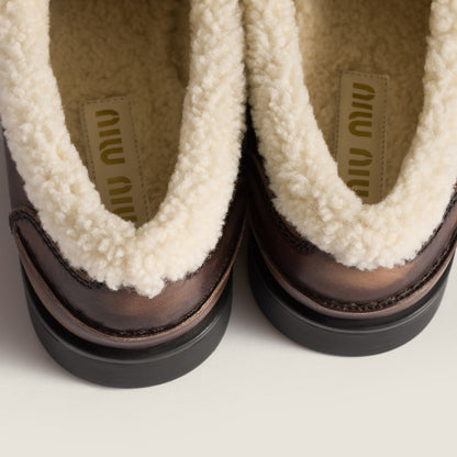 Loafers in washed leather and lambskin in brown