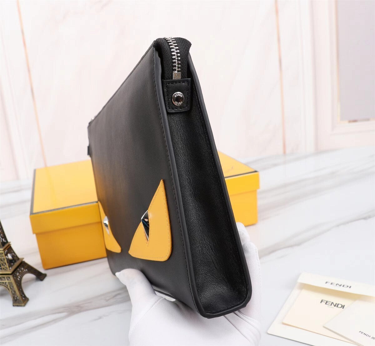 Gürteltasche Clutch schwarz und gelb